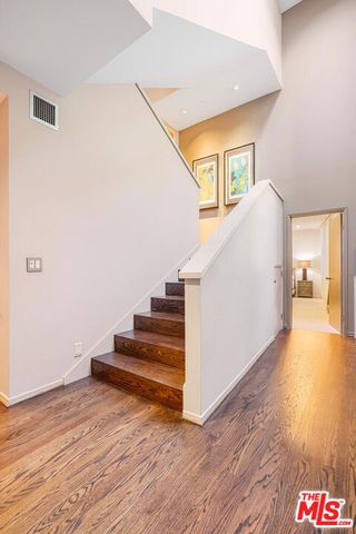 2423 Horse Shoe Canyon Road, Los Angeles, CA 90046