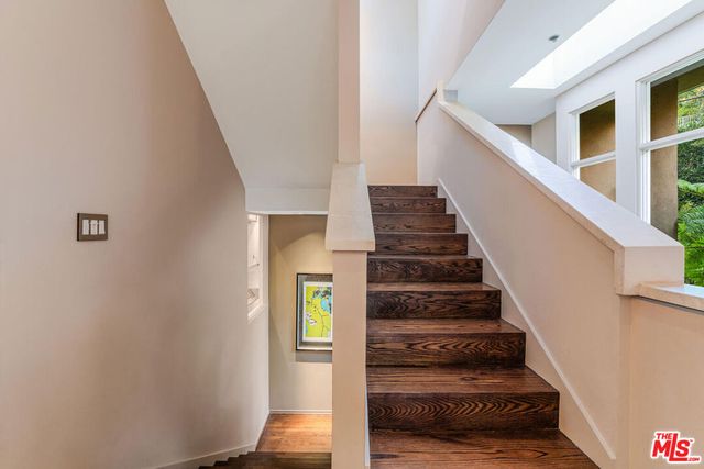 2423 Horse Shoe Canyon Road, Los Angeles, CA 90046