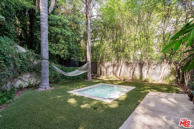 2423 Horse Shoe Canyon Road, Los Angeles, CA 90046