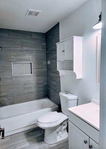 8933 SE Hobe Ridge Avenue, Hobe Sound, FL 33455