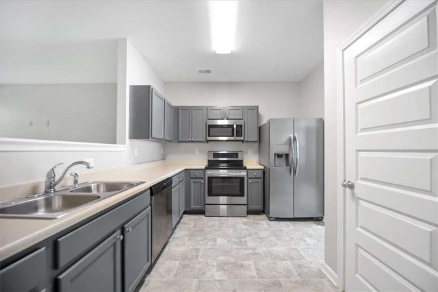 2626 Parrish Court, Lithonia, GA 30038