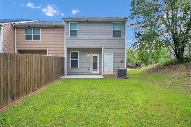 2626 Parrish Court, Lithonia, GA 30038