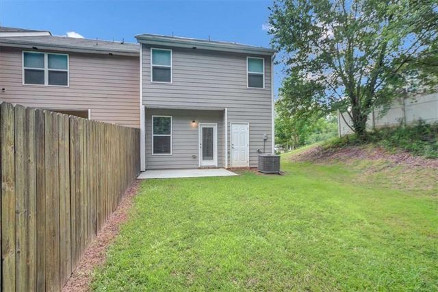 2626 Parrish Court, Lithonia, GA 30038