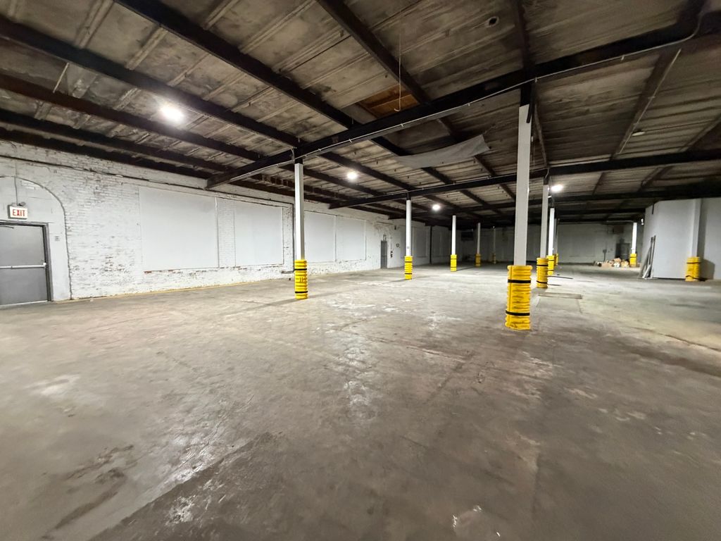 822 W Exchange Avenue, Chicago, IL 60609 — photo 2