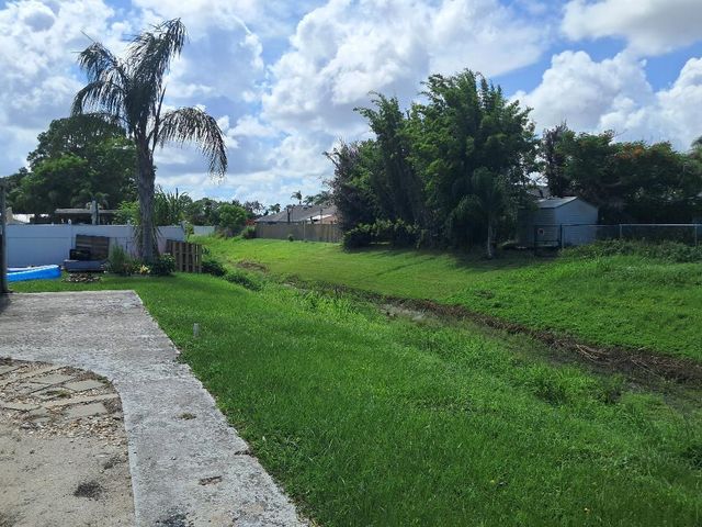441 SW Todd Avenue, Port St. Lucie, Port St Lucie, FL 34983