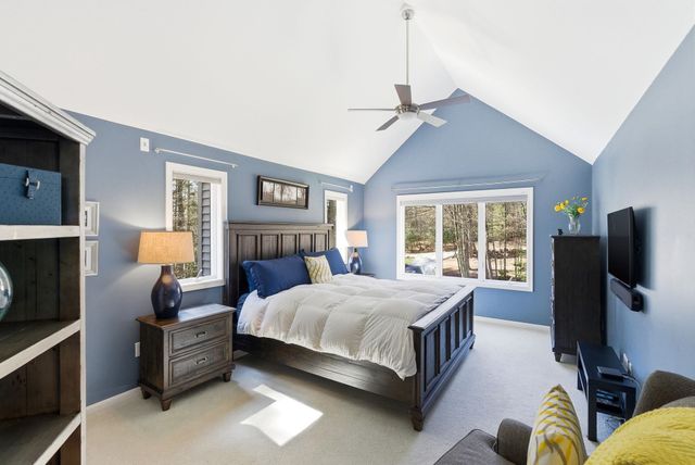 541 Bedford Road, New Boston, NH 03070