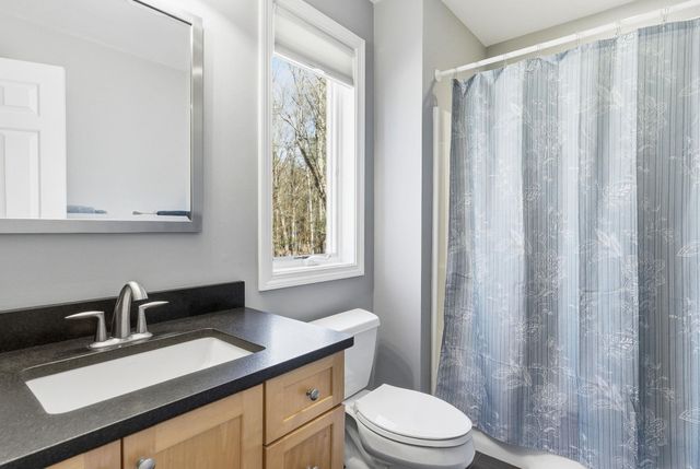 541 Bedford Road, New Boston, NH 03070