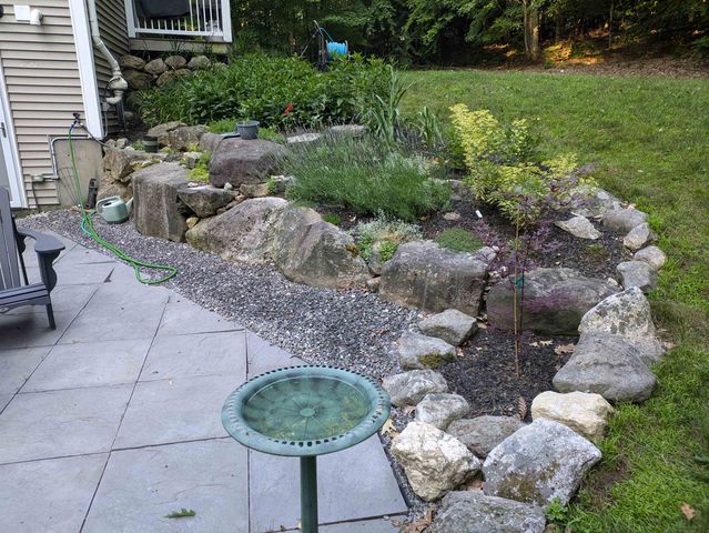 541 Bedford Road, New Boston, NH 03070