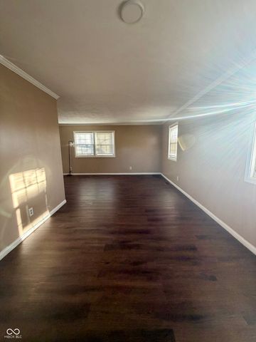 660 E Bonebrake Road, Veedersburg, IN 47987