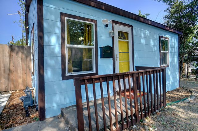 3040 Sappington Place, Fort Worth, TX 76116