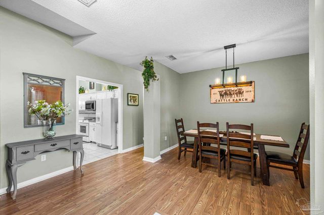 7135 Clearwood Rd, Pensacola, FL 32526