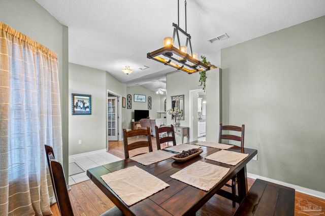 7135 Clearwood Rd, Pensacola, FL 32526