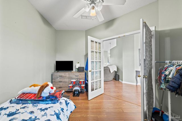 7135 Clearwood Rd, Pensacola, FL 32526