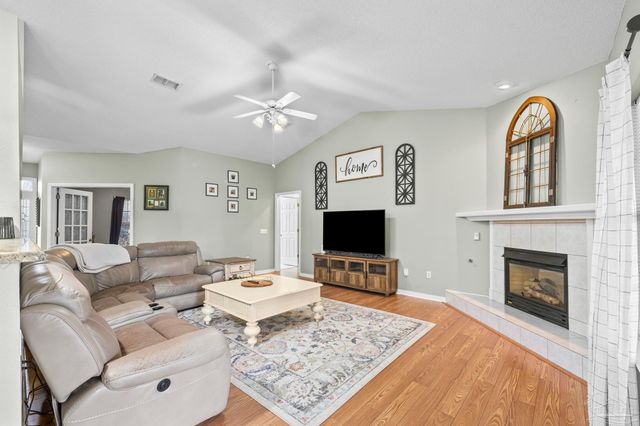 7135 Clearwood Rd, Pensacola, FL 32526