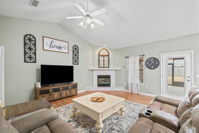 7135 Clearwood Rd, Pensacola, FL 32526