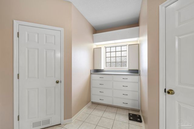 7135 Clearwood Rd, Pensacola, FL 32526