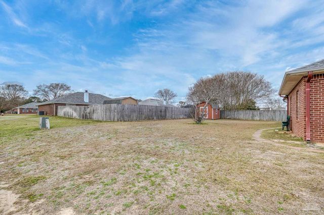 7135 Clearwood Rd, Pensacola, FL 32526