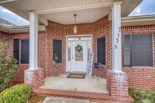 7135 Clearwood Rd, Pensacola, FL 32526