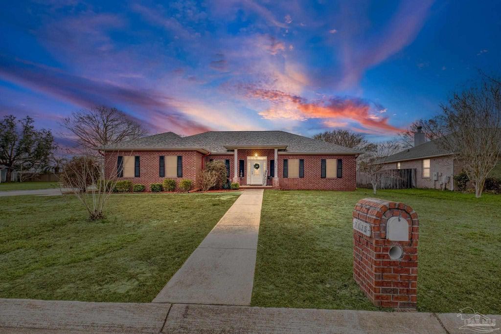 7135 Clearwood Rd, Pensacola, FL 32526