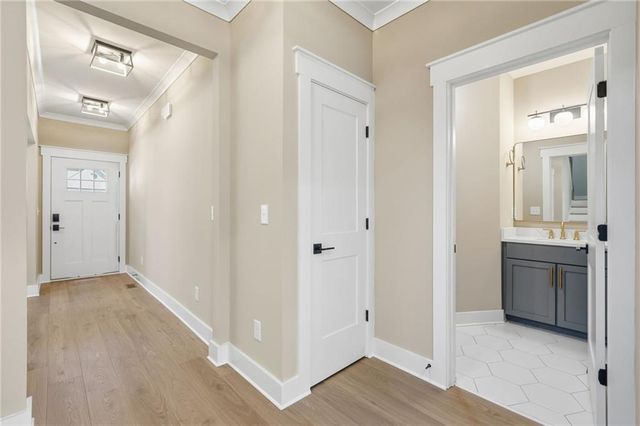 417 Crestmont Lane, Canton, GA 30114