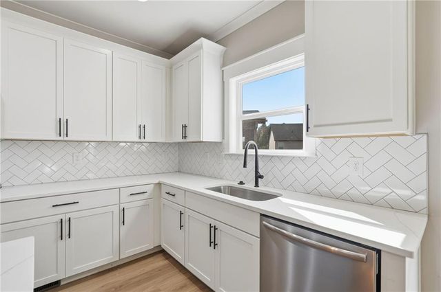 417 Crestmont Lane, Canton, GA 30114