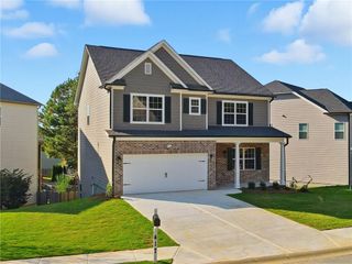 417 Crestmont Lane, Canton, GA 30114
