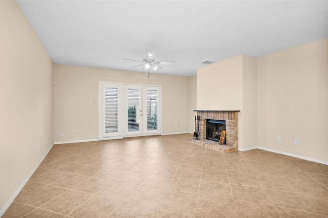 938 Memorial Village Drive 39, Houston, TX 77024