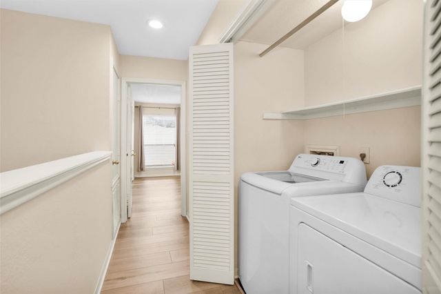 938 Memorial Village Drive 39, Houston, TX 77024