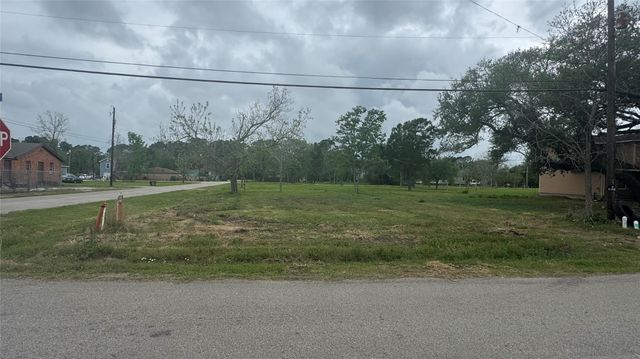 2517 29th Street, Dickinson, TX 77539