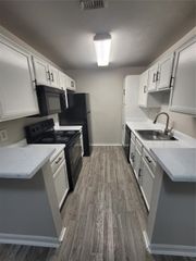 7250 W Greens Road 106, Houston, TX 77064