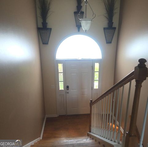 5774 Colonnade Drive, Rex, GA 30273