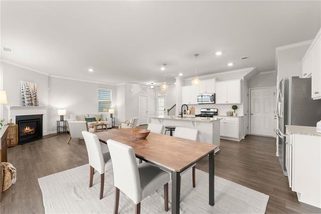 5751 Turnstone Trail, Flowery Branch, GA 30542