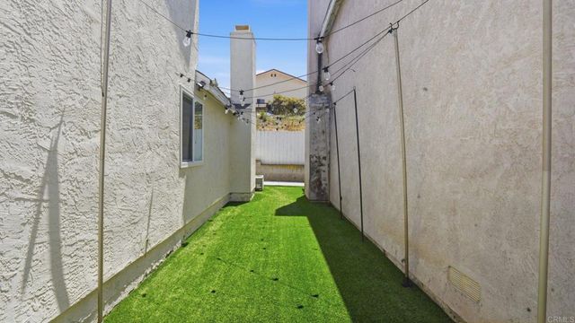 313 61st Street, San Diego, CA 92114