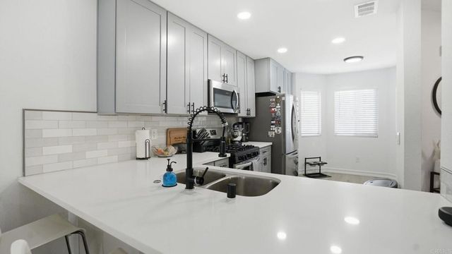 313 61st Street, San Diego, CA 92114