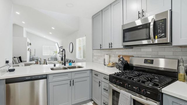 313 61st Street, San Diego, CA 92114