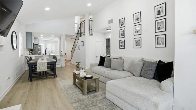 313 61st Street, San Diego, CA 92114