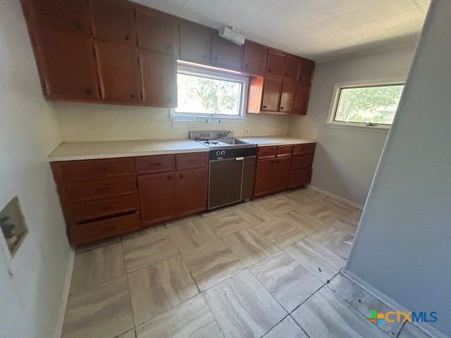 2014 E Mimosa Avenue, Victoria, TX 77901