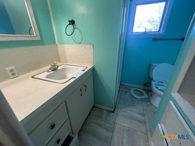 2014 E Mimosa Avenue, Victoria, TX 77901