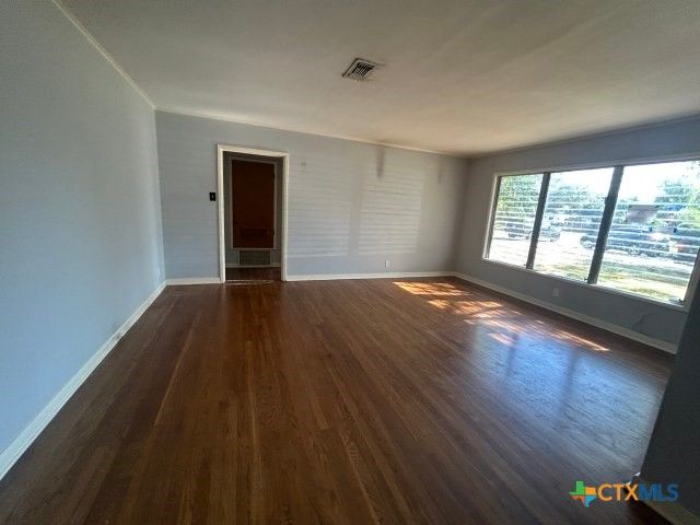 2014 E Mimosa Avenue, Victoria, TX 77901