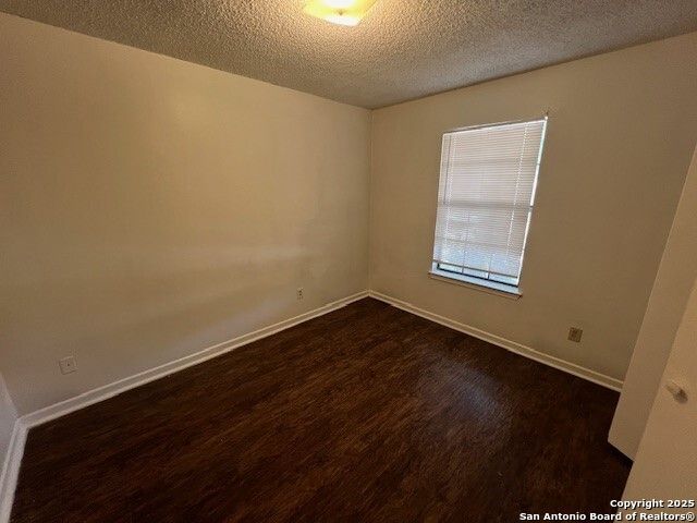 202 Ash Dr Apt 103, Converse, TX 78109