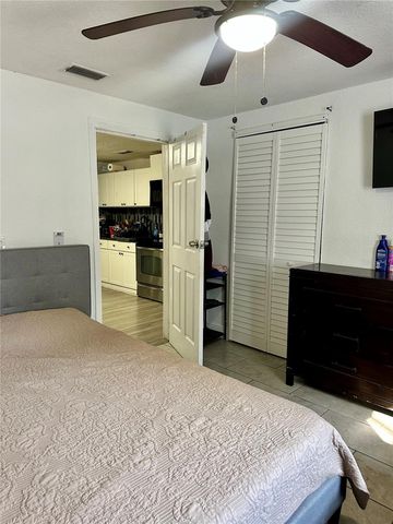 2003 E HUMPHREY ST, Tampa, FL 33604