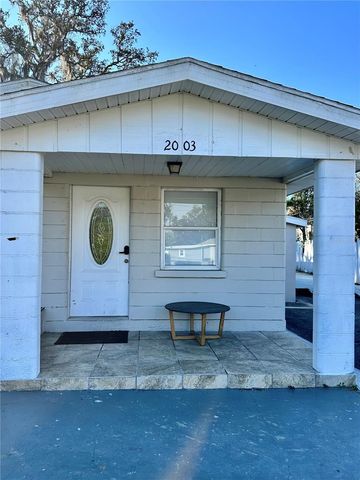 2003 E HUMPHREY ST, Tampa, FL 33604
