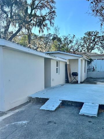 2003 E HUMPHREY ST, Tampa, FL 33604