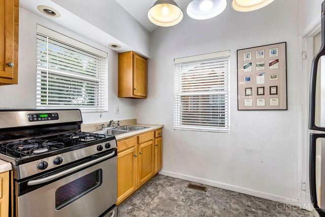 4894 Oaklawn Drive, Cincinnati, OH 45227