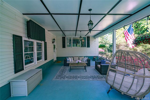 179 Dix Hills Road, Dix Hills, NY 11746