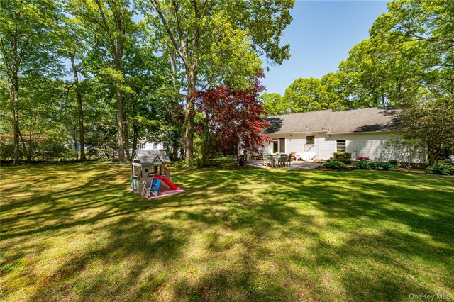179 Dix Hills Road, Dix Hills, NY 11746