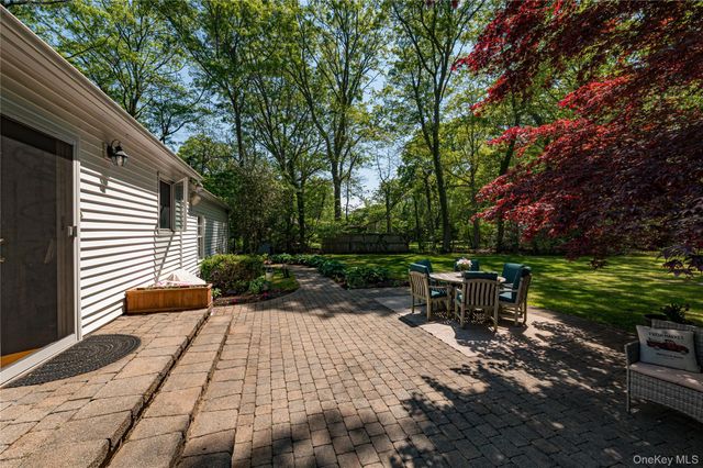 179 Dix Hills Road, Dix Hills, NY 11746