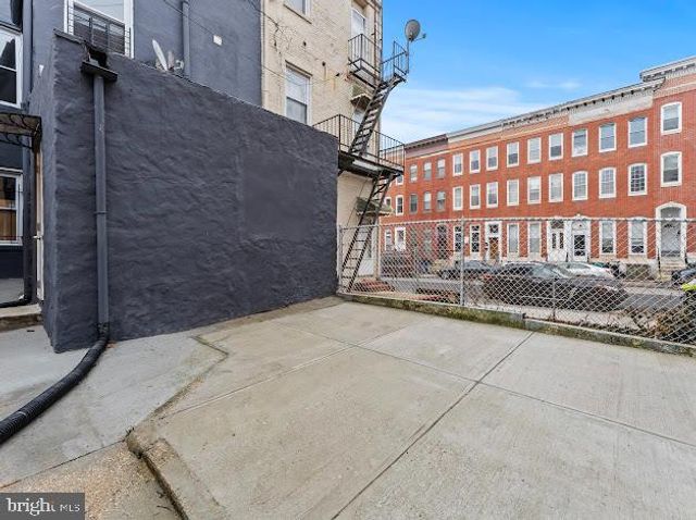 702 N ARLINGTON AVE, Baltimore, MD 21217