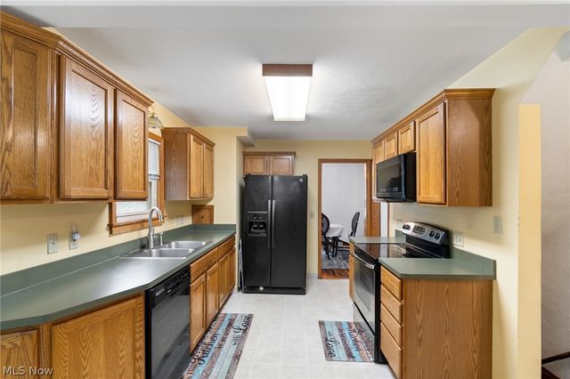 300 E 216th Street, Euclid, OH 44123