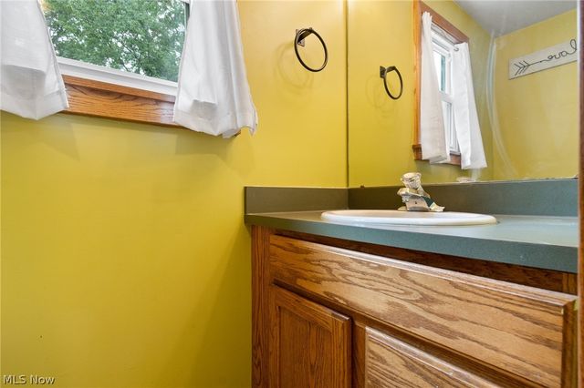 300 E 216th Street, Euclid, OH 44123